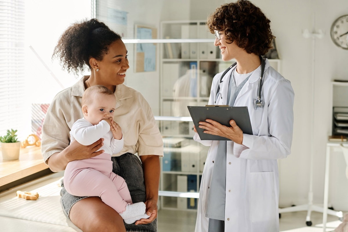 Entenda a infecção urinária em bebês: sintomas, causas e tratamentos eficazes